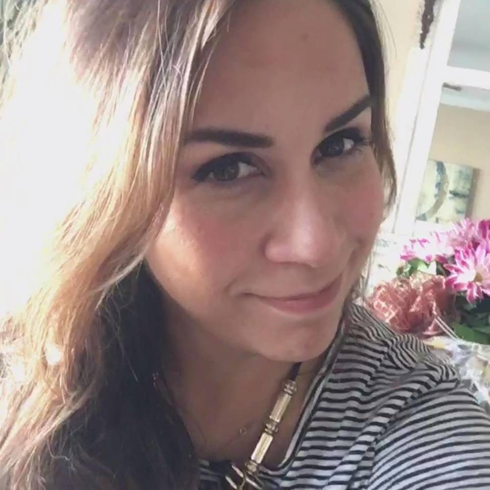 Meet your Posher, Lorena